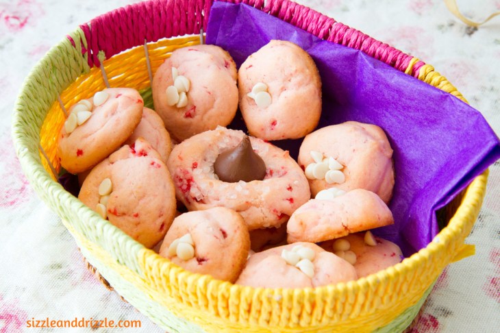 Maraschino cherrie cookies