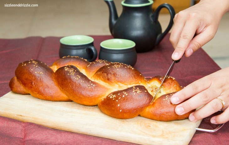 Cutting the bread braid